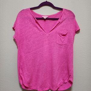 Lilly Pulitzer Hot Pink V-Neck Pocket Tee Sz SMALL